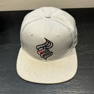 Rocawear SnapBack Baseball Hat Gray One Size